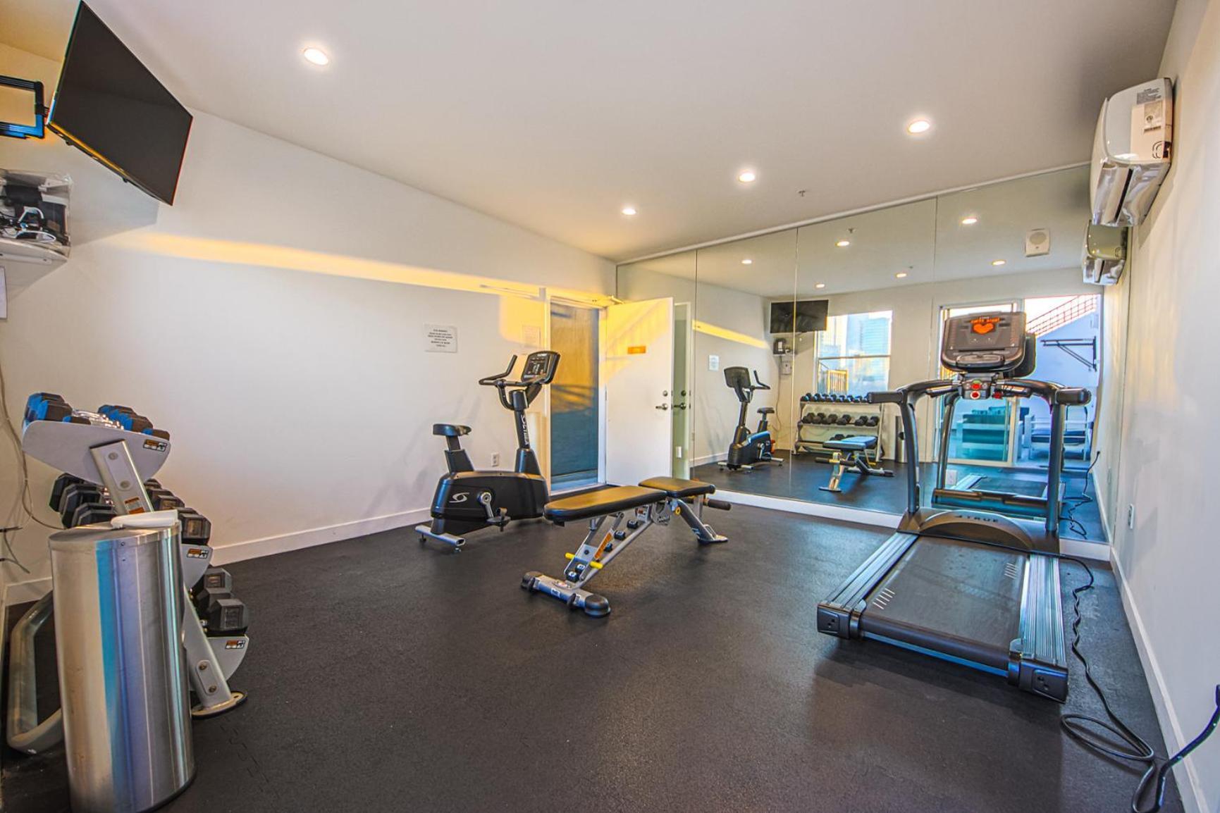דירות לוס אנג'לס Stunning 1 Bdr 1 Bth, Pool, Jacuzzi מראה חיצוני תמונה